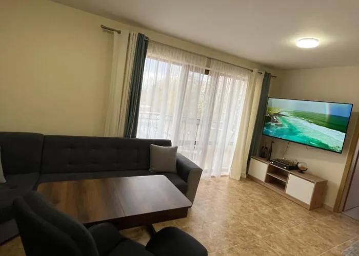 Апартаменти River Park 2 Bedroom *
